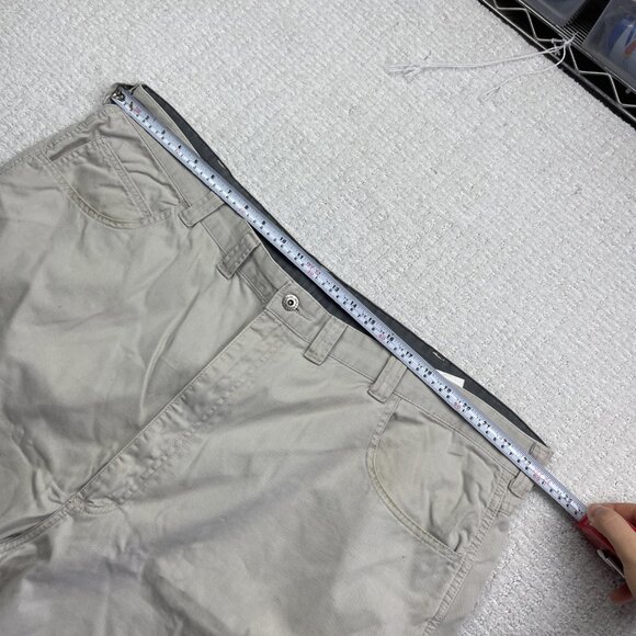 Y2K Wrangler Mens Cotton Solid Beige Cargo Tech Khaki Shorts Size 48 Skater - Picture 7 of 14